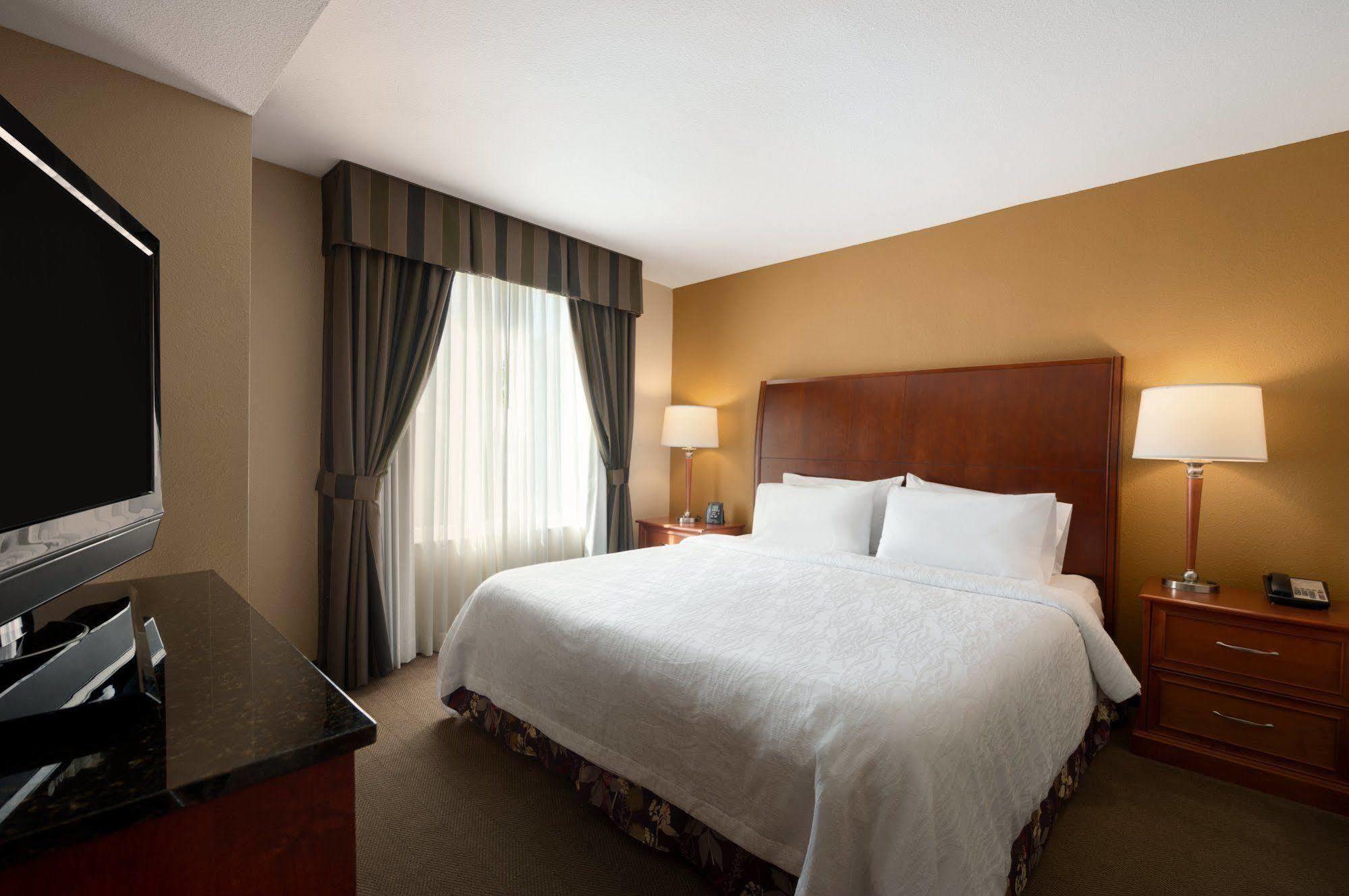 Hilton Garden Inn Houston/Зе-Вудлендс Екстер'єр фото